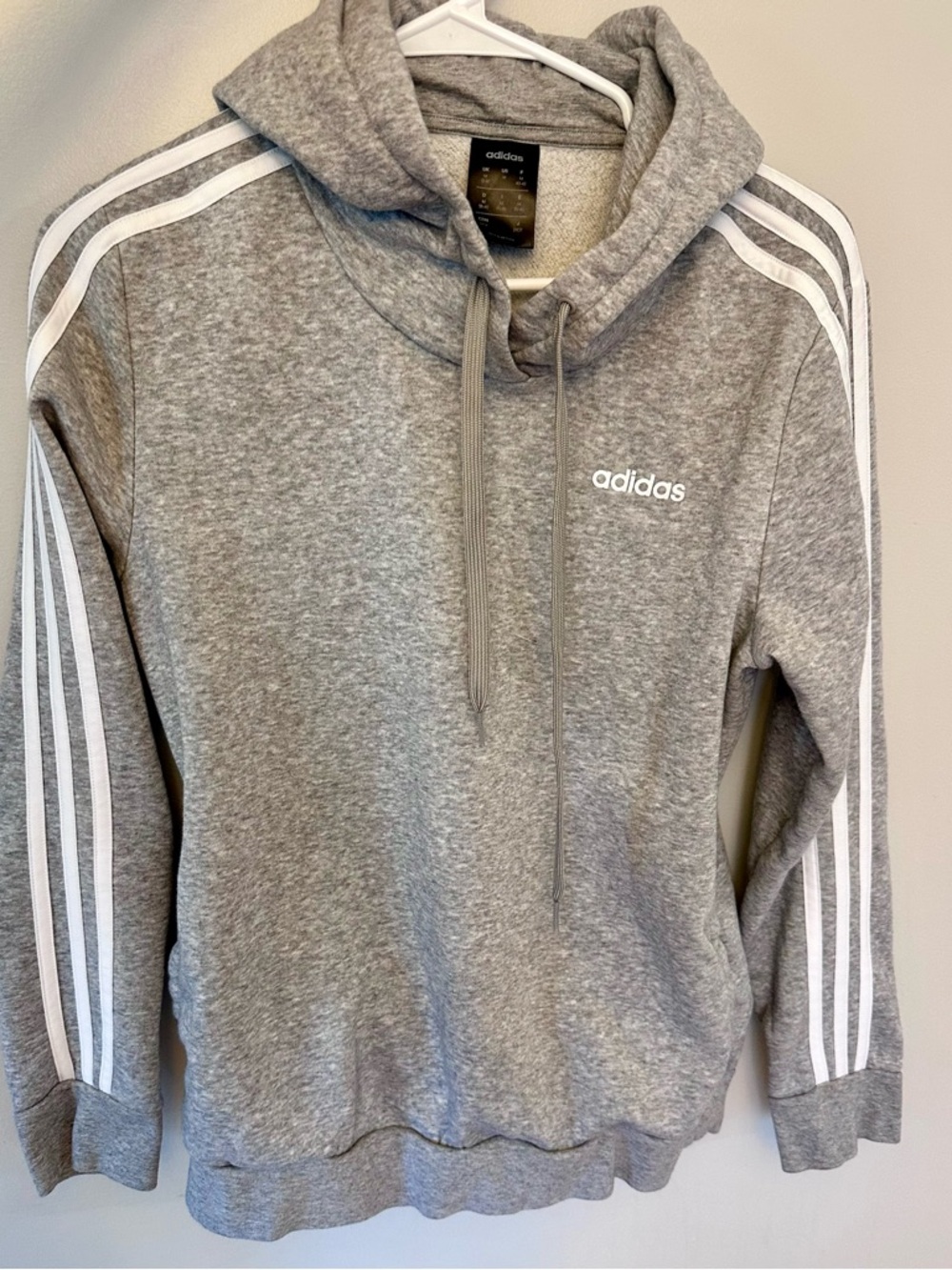 Women’s adidas Heather Gray Hoodie Medium